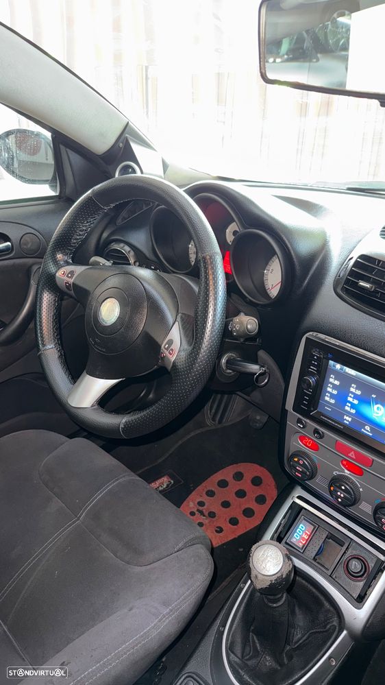Alfa Romeo GT 1.9 JTD M-JET Progression - 18