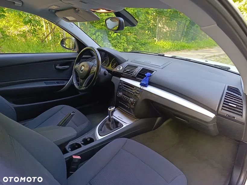 BMW Seria 1 116i - 6