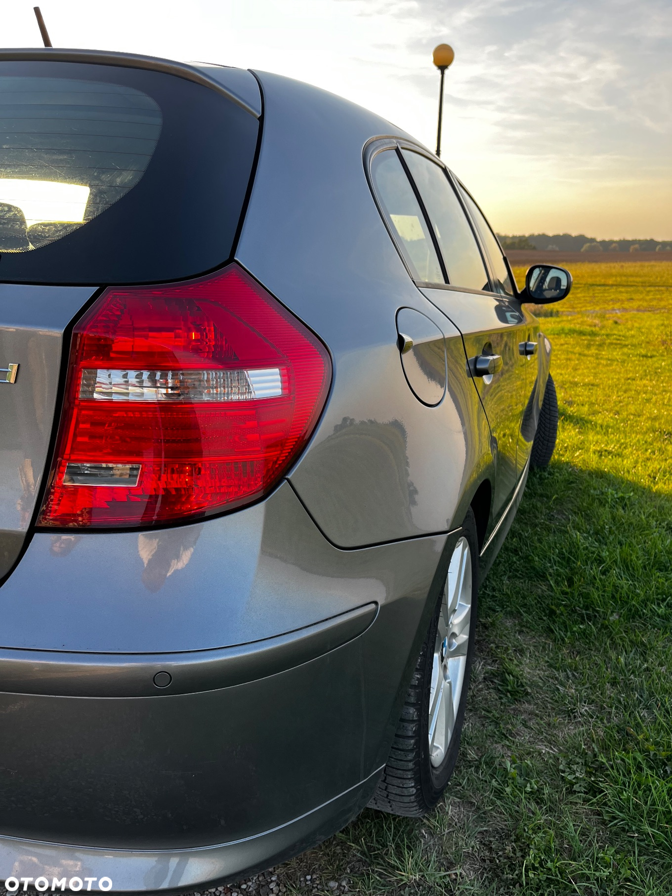 BMW Seria 1 118d DPF - 4