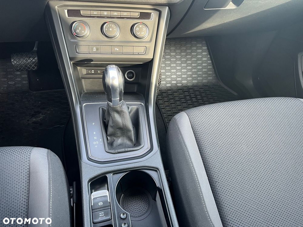 Volkswagen Touran 1.6 TDI SCR (BlueMotion Technology) DSG Trendline - 22