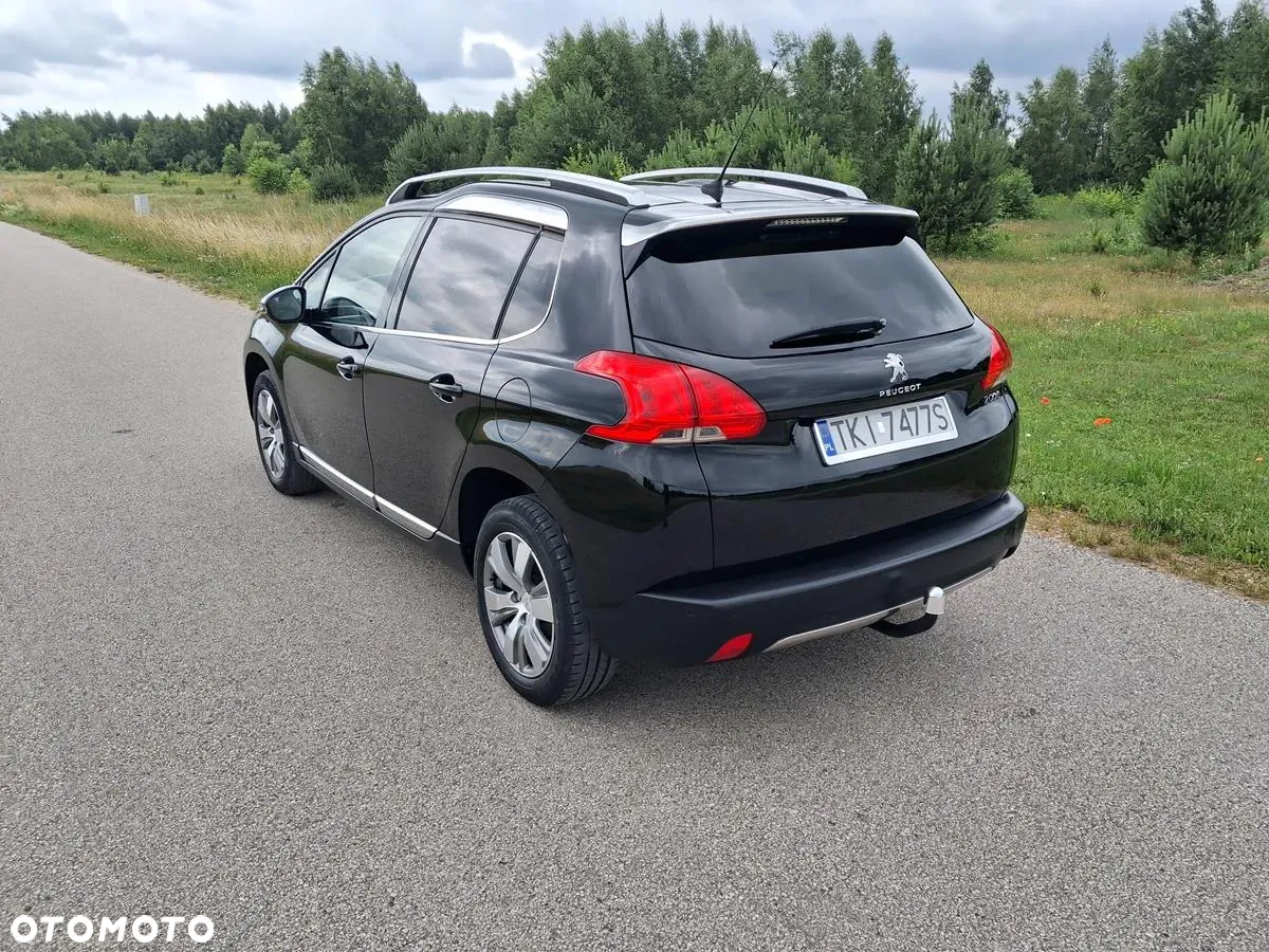 Peugeot 2008 PureTech 110 Stop&Start Signature - 11