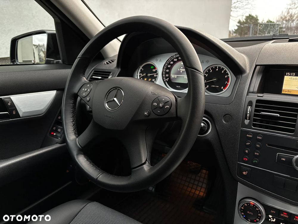 Mercedes-Benz Klasa C 180 Kompressor Avantgarde - 38