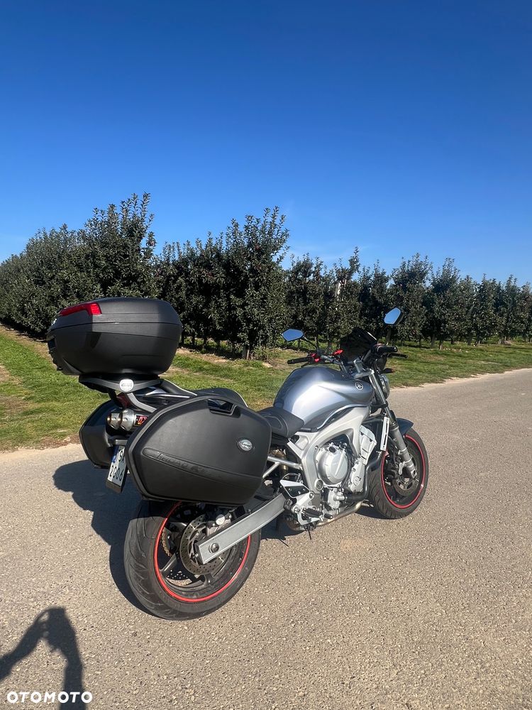 Yamaha FZ6 - 24