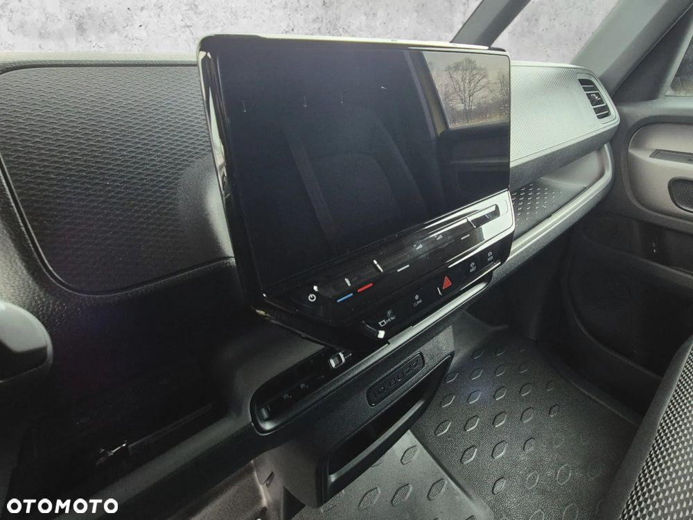 Volkswagen ID.Buzz - 13