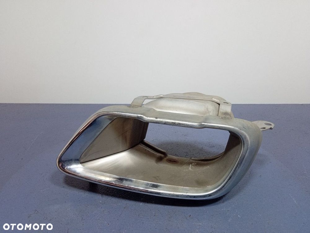 BMW X5 G05 G06 G07 OSŁONA KOŃCÓWKI WYDECHU LEWA TŁUMIKA 5A5C8E7 - 1