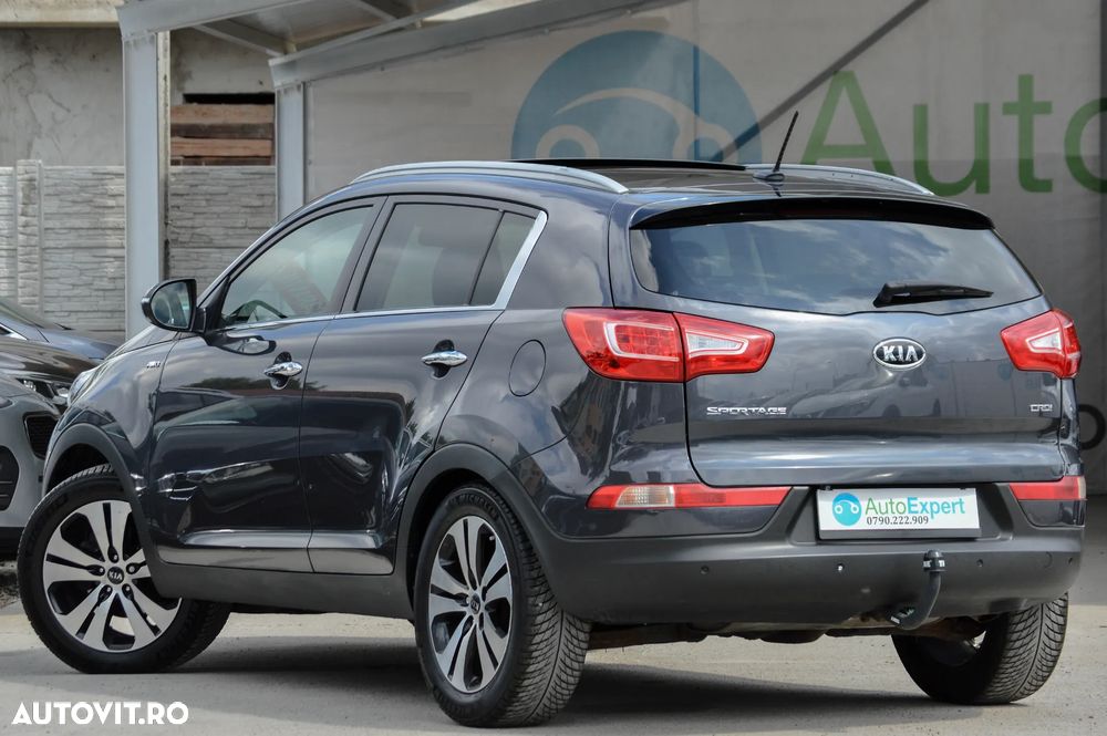 Kia Sportage 2.0 CRDI 4WD Automatik Spirit - 24