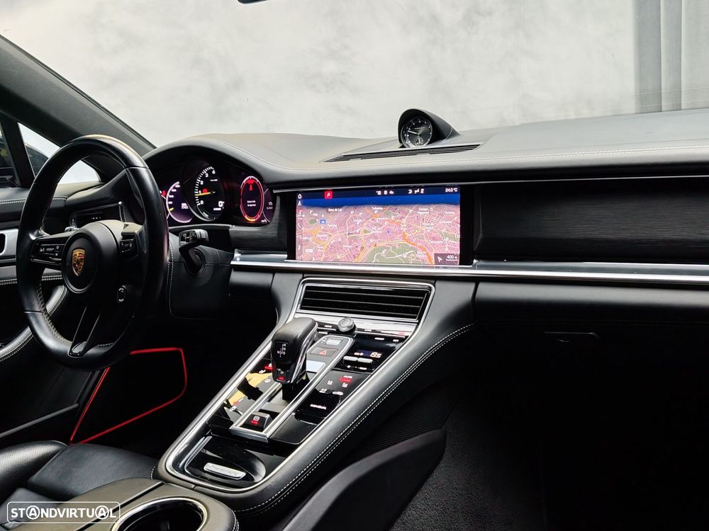 Porsche Panamera Sport Turismo 4S E-Hybrid - 15
