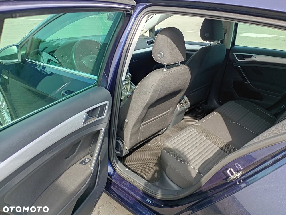 Volkswagen Golf 1.2 TSI BlueMotion Technology Cup - 16