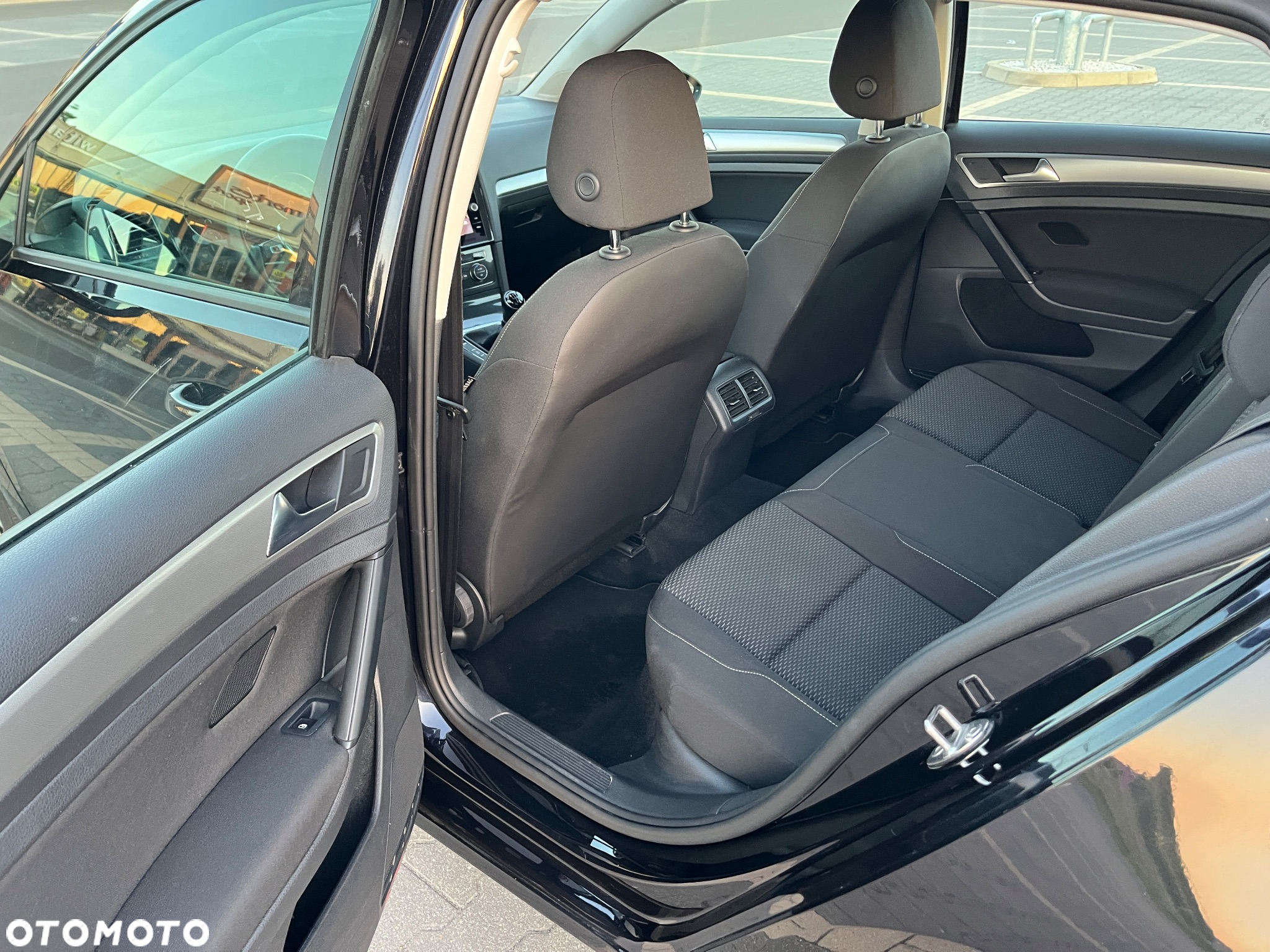 Volkswagen Golf VII 1.6 TDI BMT Trendline - 13