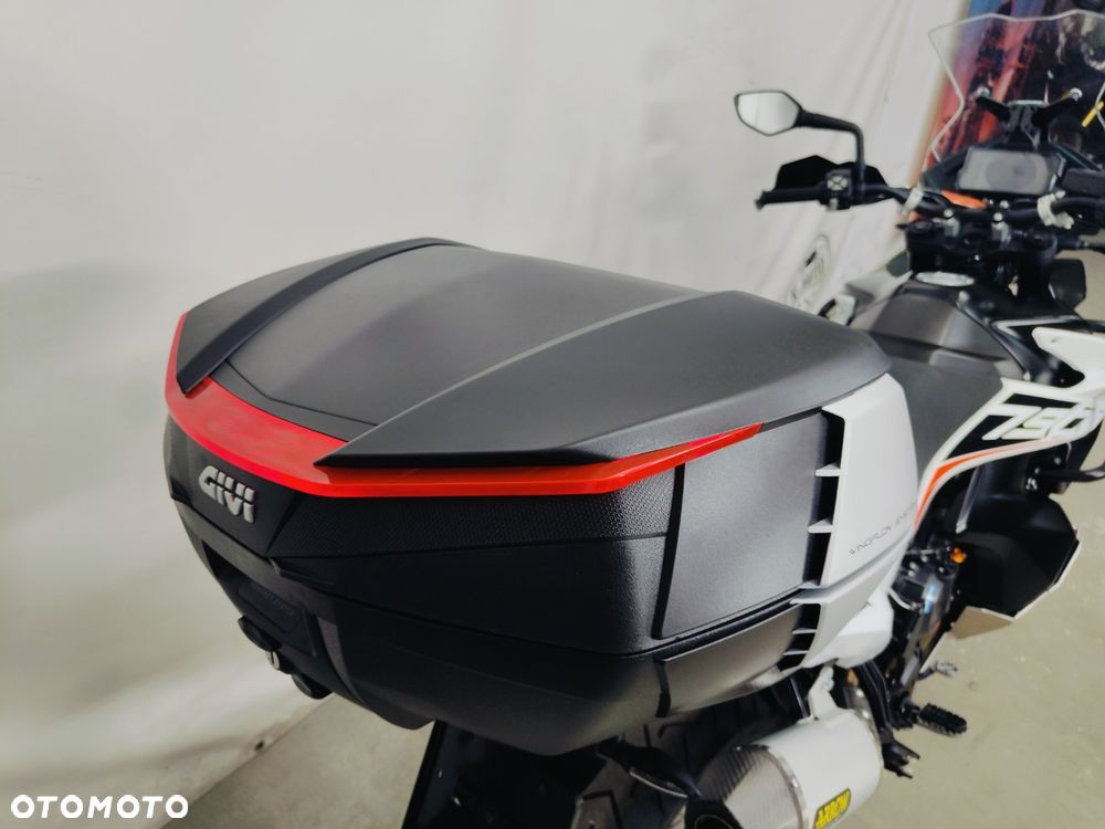 KTM Adventure - 12