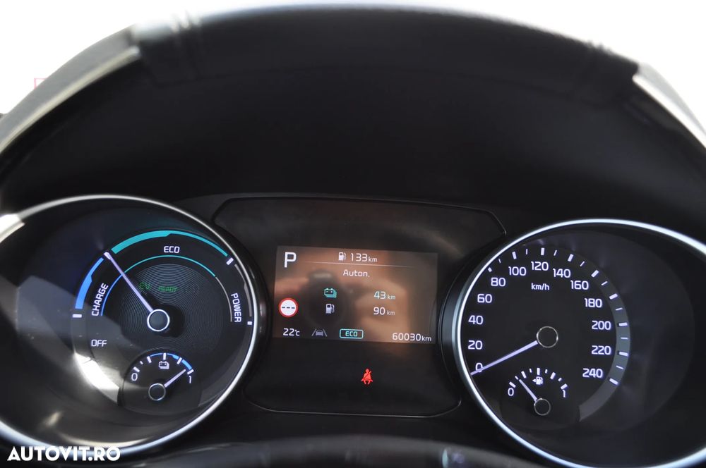 Kia XCeed 1.6 GDI DCT6 OPF SPIRIT - 33