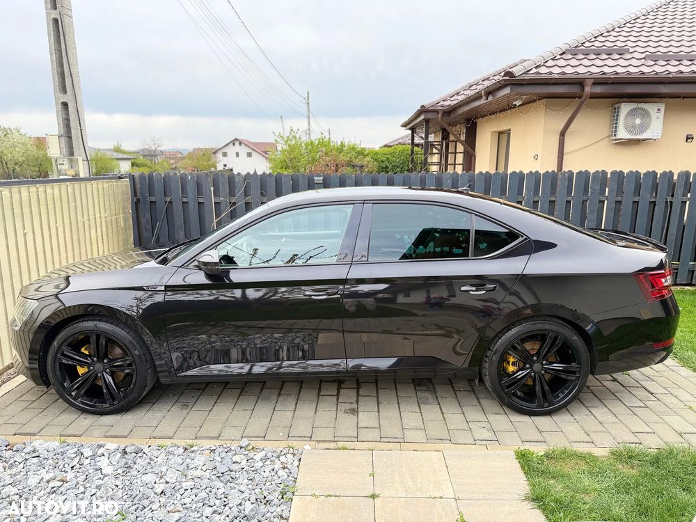 Skoda Superb 2.0 TDI 4x4 SportLine - 10