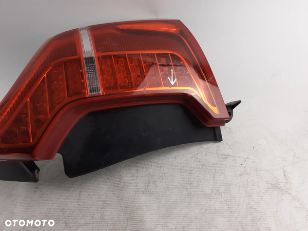 Lampa tylna PRAWA Volvo XC90 II15+-2019 Europa.