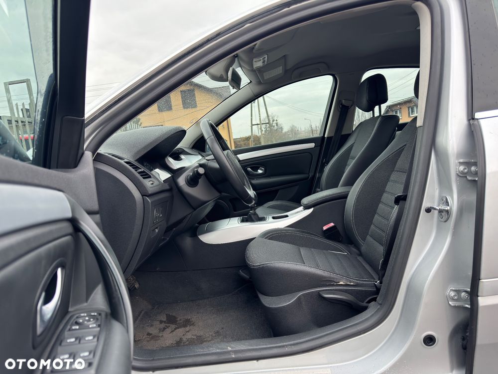 Renault Laguna dCi 110 FAP Expression - 12