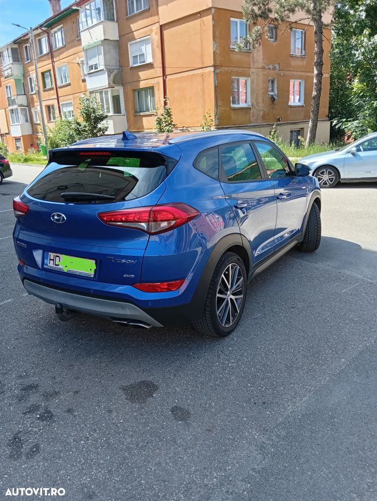 Hyundai Tucson blue 2.0 CRDi 4WD Aut. Premium - 4