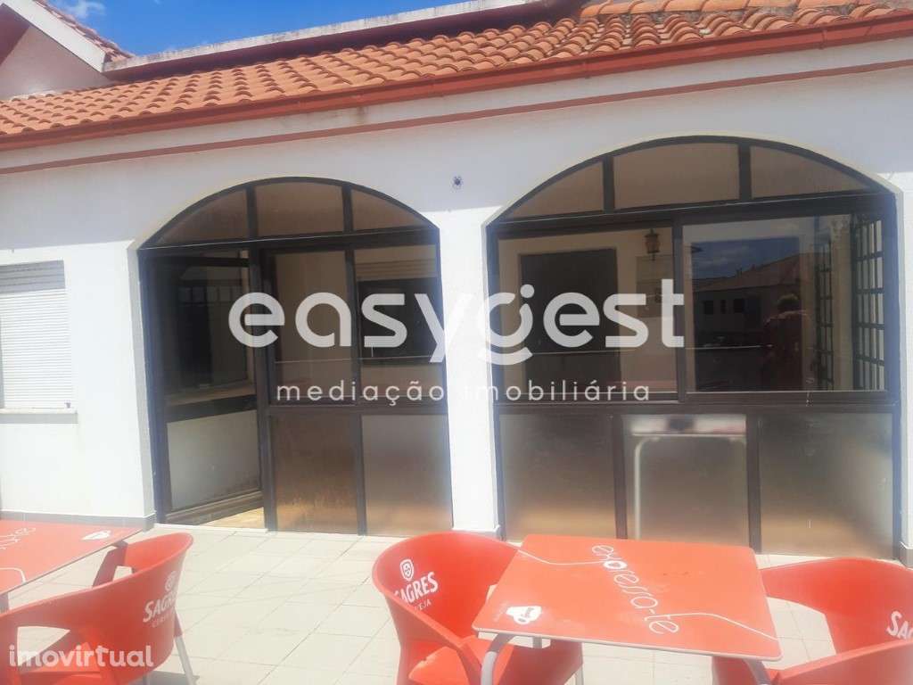 Magnífica Moradia T 7 na Vila de Carrazeda de Ansiães, Bragança - Grande imagem: 4/25