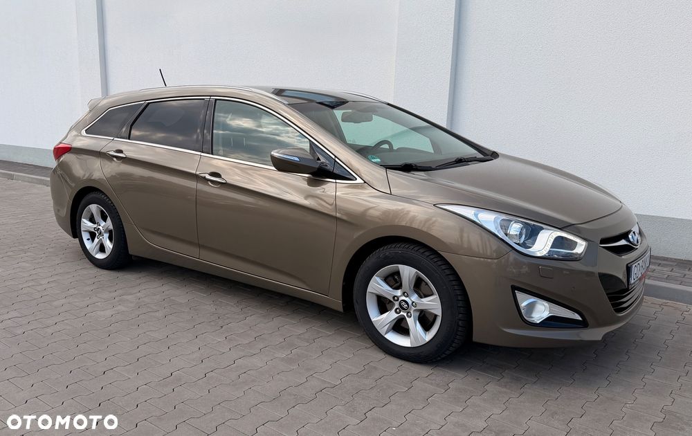 Hyundai i40 i40cw 1.7 CRDi Fifa World Cup Edition - 9