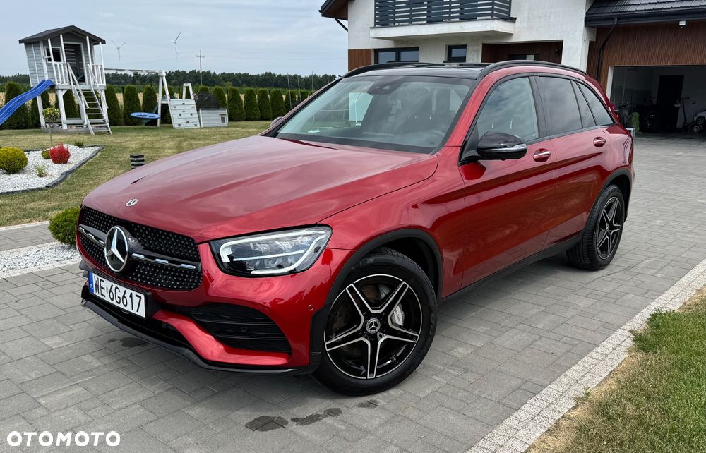 Mercedes-Benz GLC 200 d 4Matic 9G-TRONIC AMG Line - 1