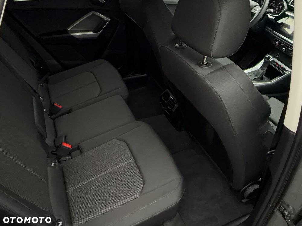 Audi Q3 35 TFSI Advanced S tronic - 28