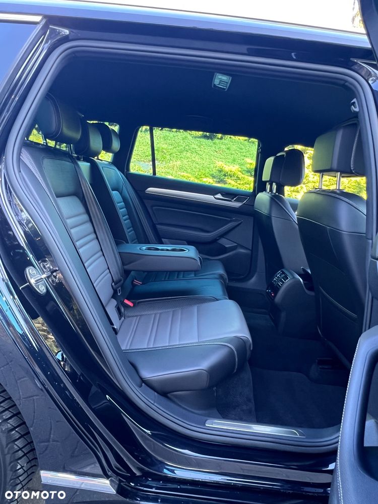 Volkswagen Passat - 27