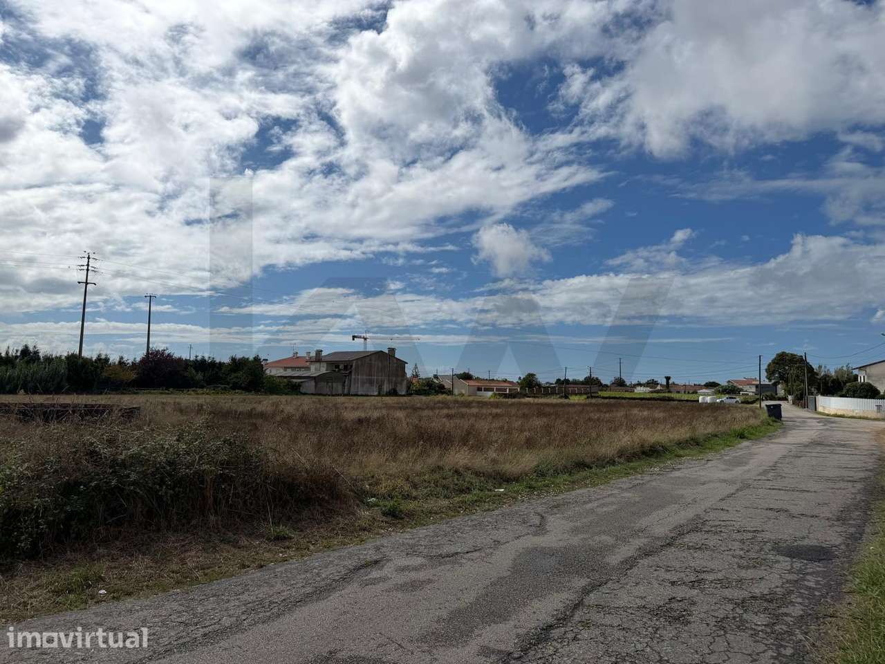 Terreno Urbanizável com 2 Frentes em Aradas, Aveiro - Grande imagem: 2/5