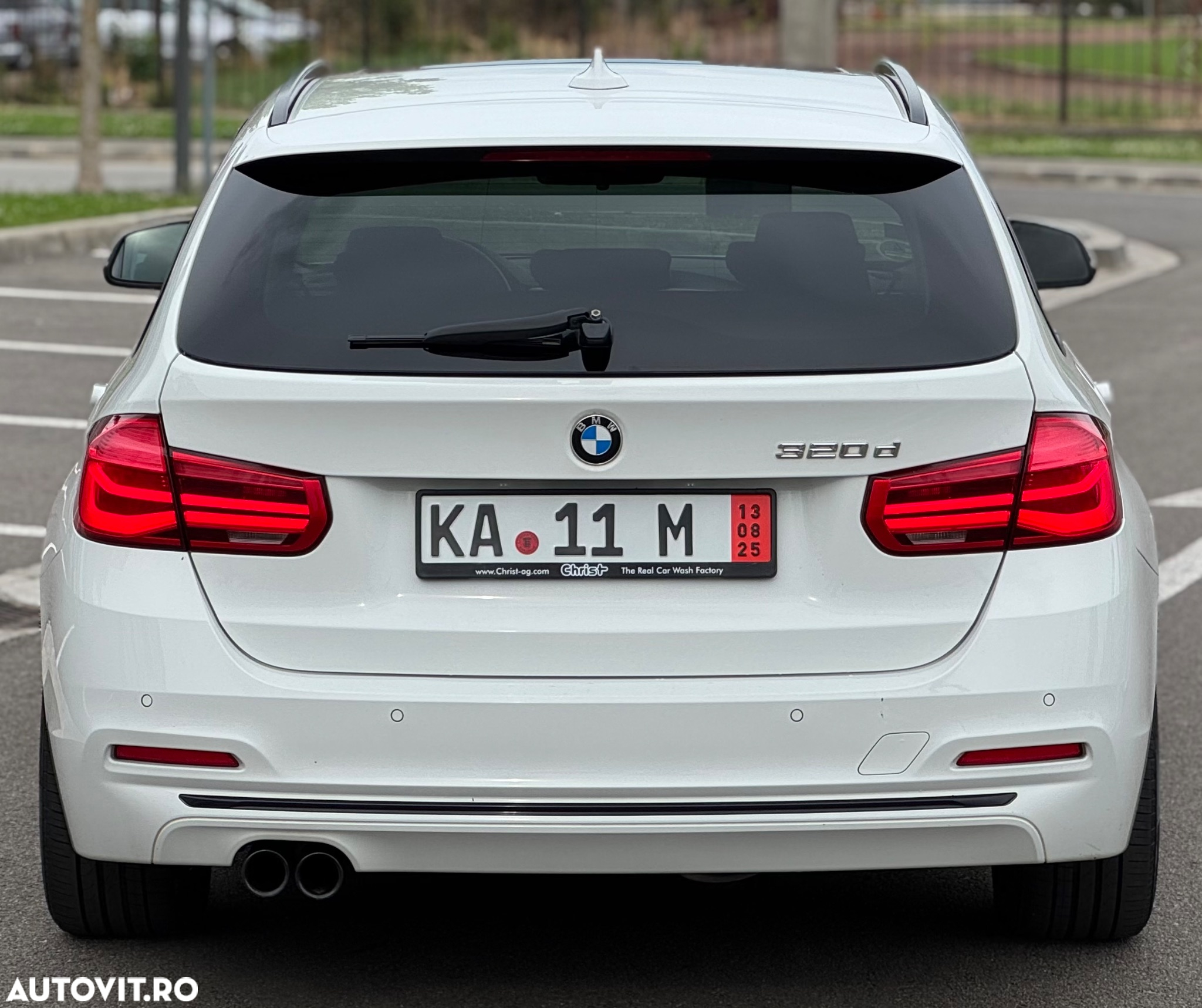 BMW Seria 3 320d Touring Aut. M Sport - 6