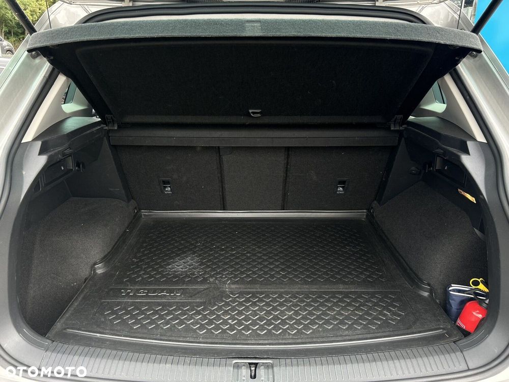 Volkswagen Tiguan 1.5 TSI EVO Comfortline - 32