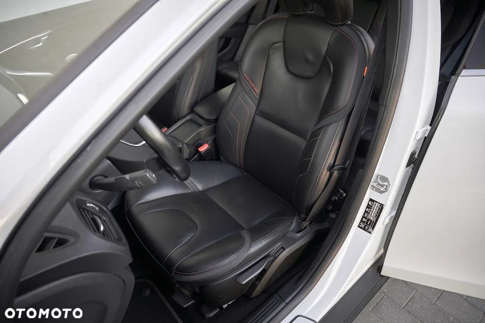 Volvo V40 Cross Country D2 Ocean Race - 5