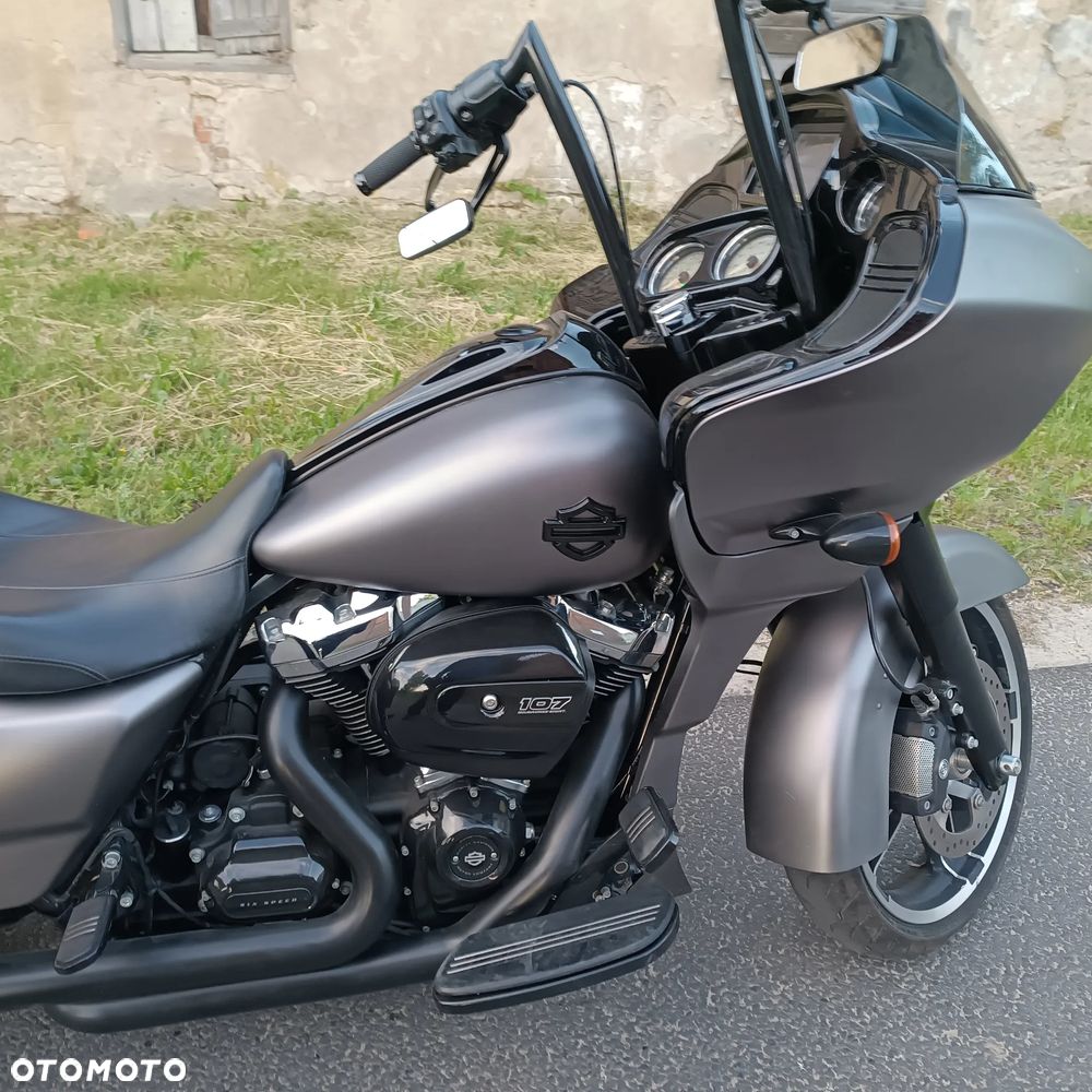 Harley-Davidson Touring Road Glide - 15