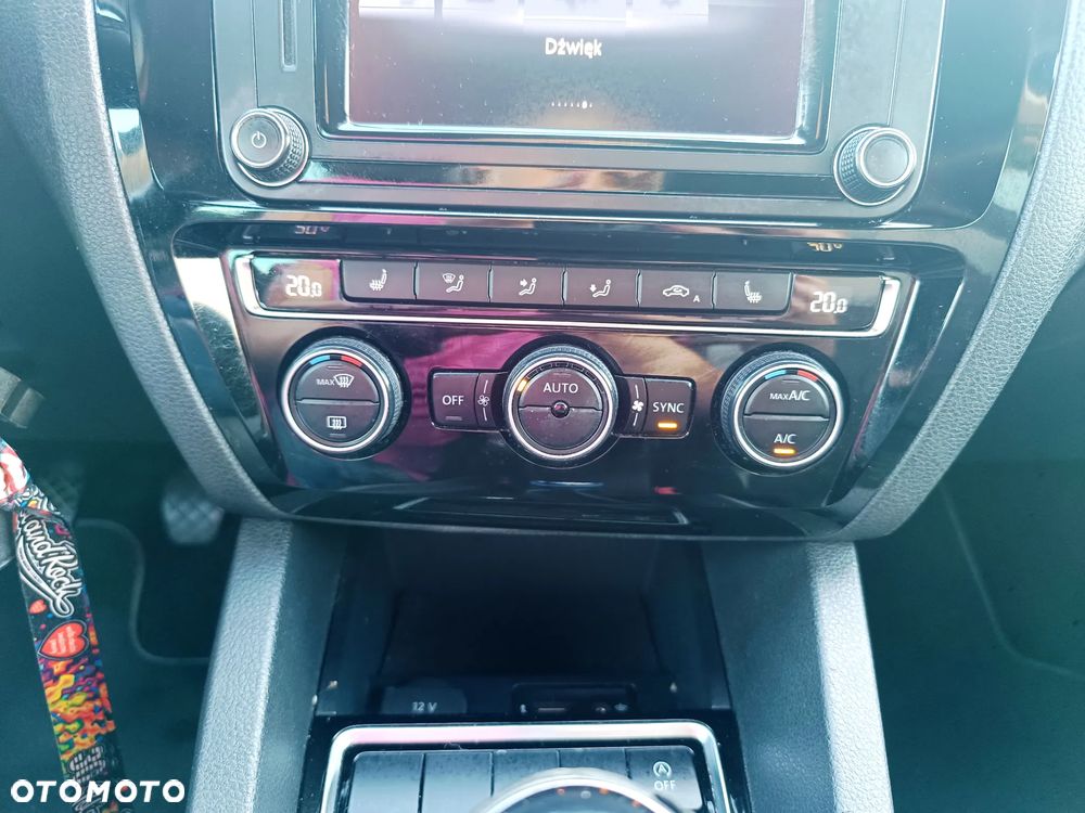 Volkswagen Jetta 2.0 TDI DPF BMT Highline - 11