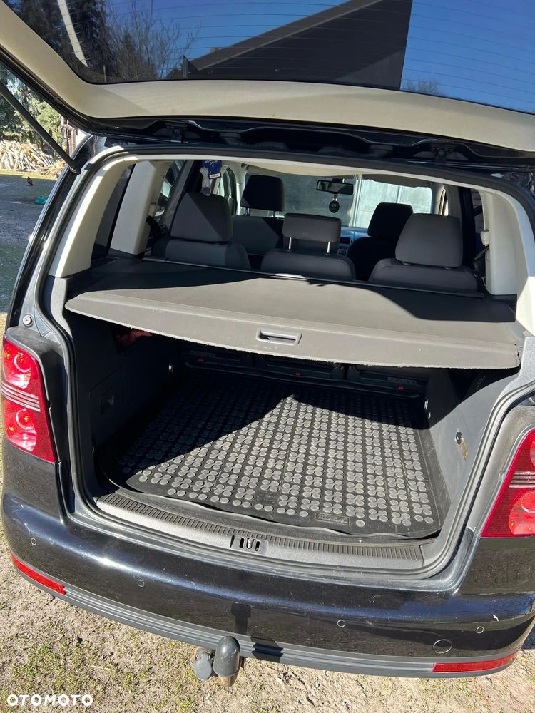 Volkswagen Touran 1.9 TDI - 7