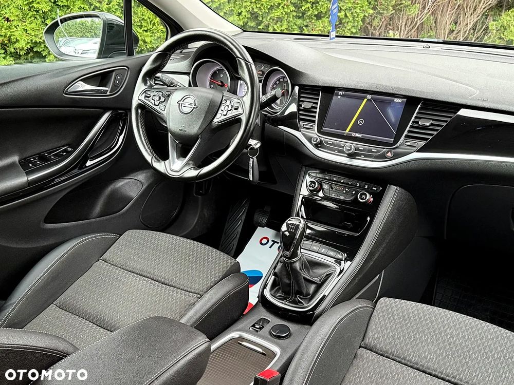 Opel Astra 1.6 BiTurbo D (CDTI) Start/Stop Innovation - 16