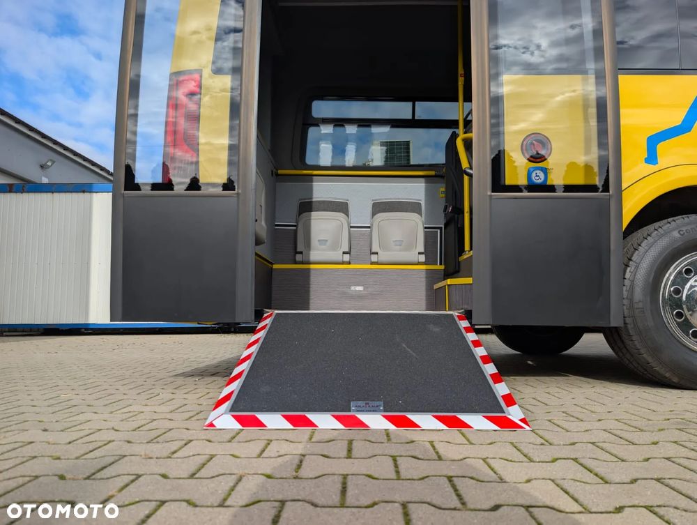 Mercedes-Benz eSprinter - 9