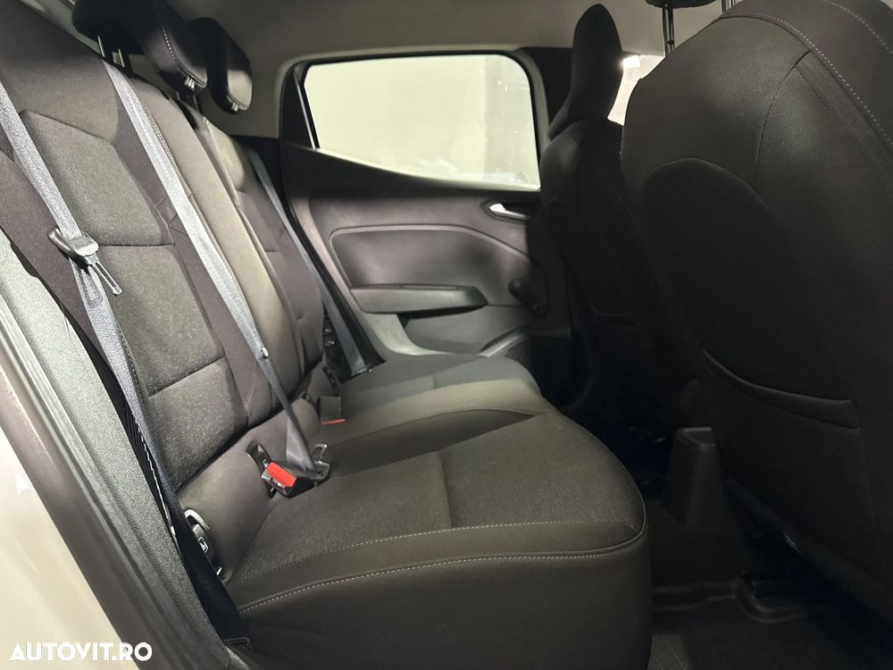 Renault Clio - 13