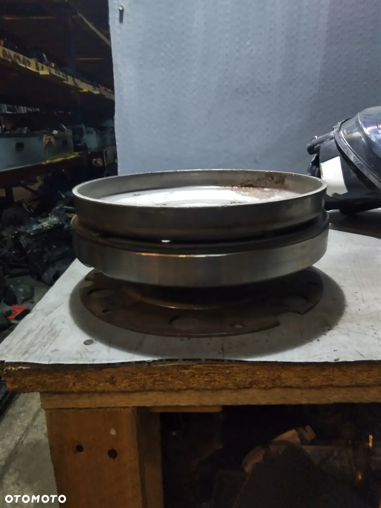 Sprzęgło dwumasowe A4 B9 A5 8W 2.0TFSI - 1