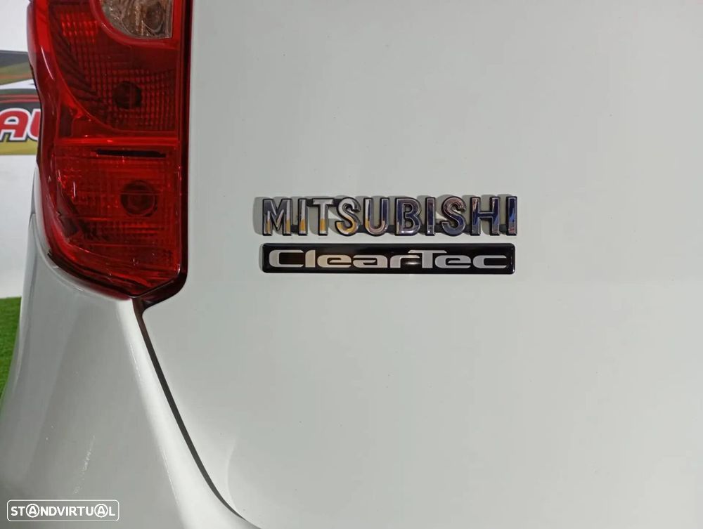 Mitsubishi Colt - 22