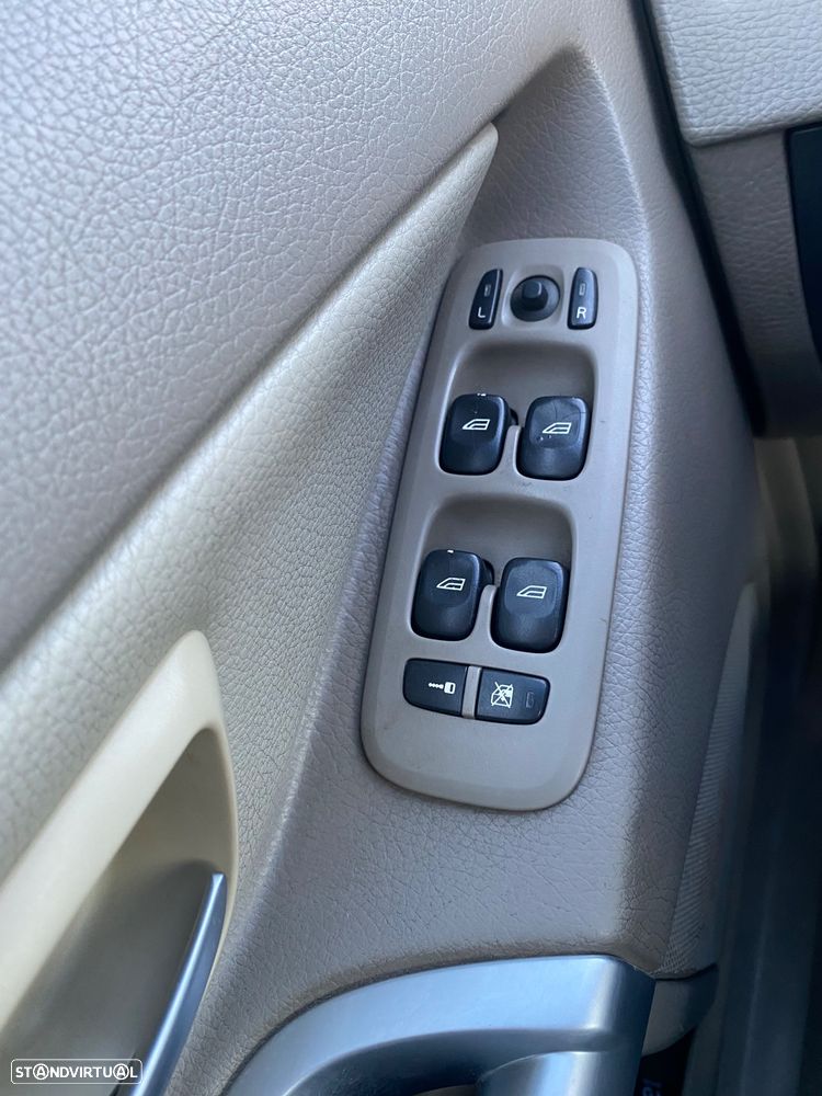 Volvo XC 90 2.4 D5 7L Executive - 16