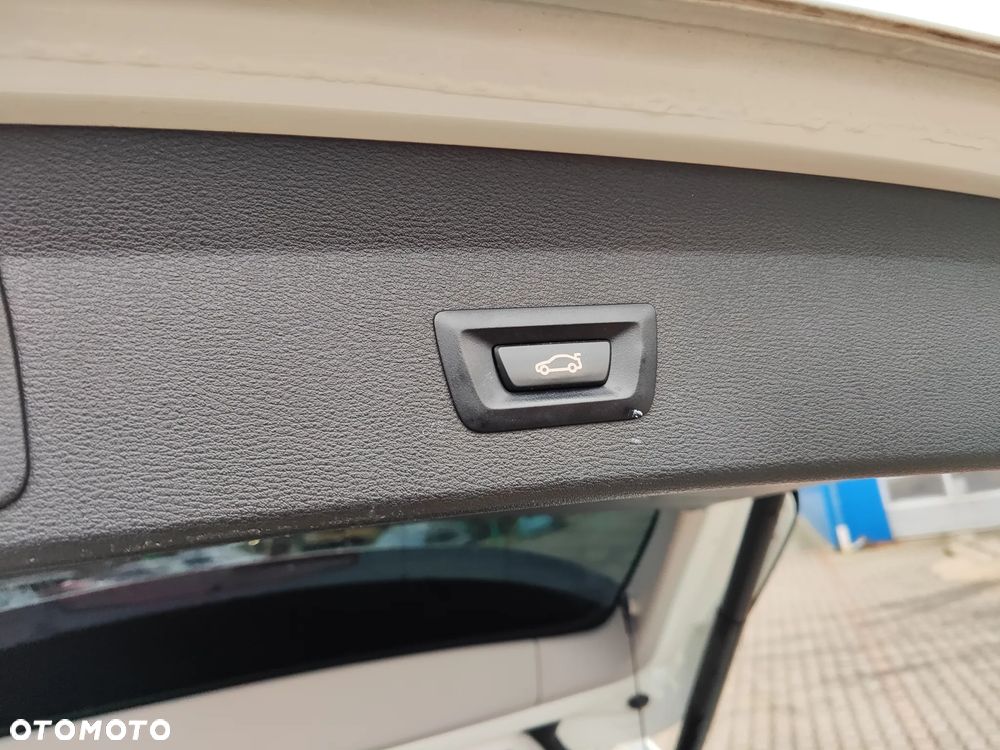 BMW X1 xDrive20d Advantage sport - 15