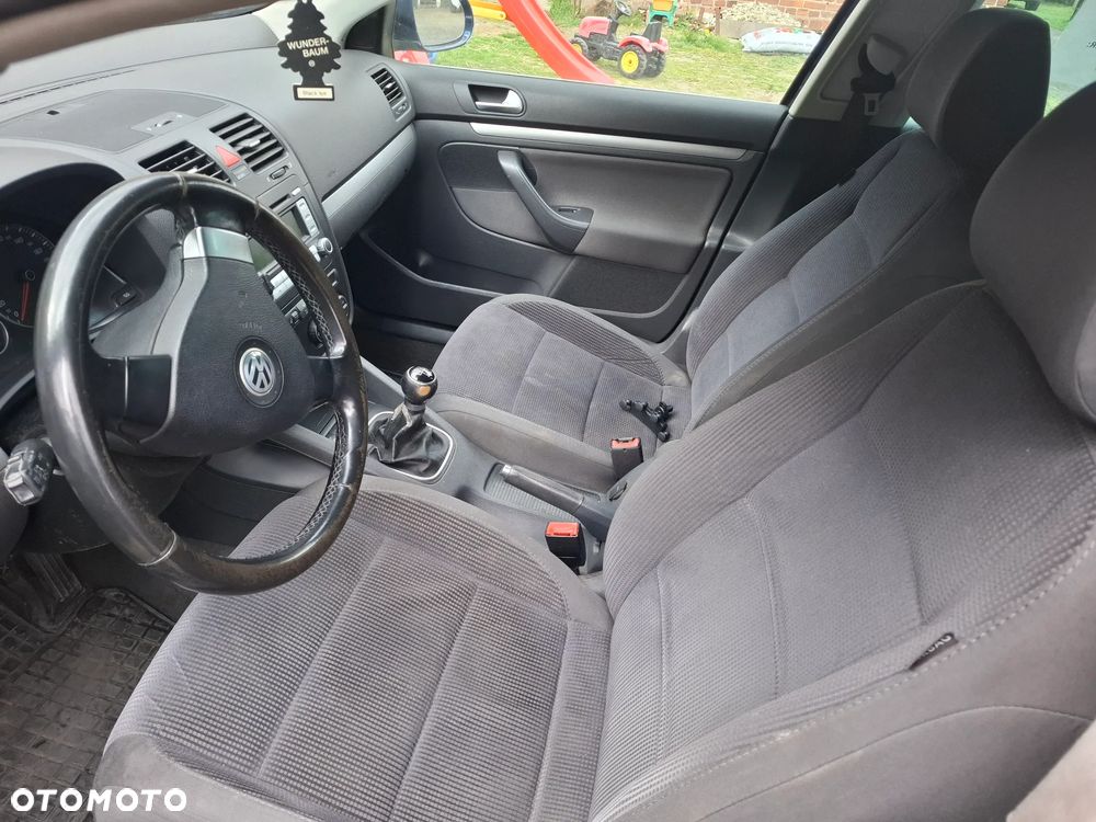 Volkswagen Golf 2.0 TDI Comfortline - 4