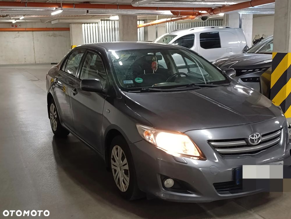Toyota Corolla 1.6 Luna - 2