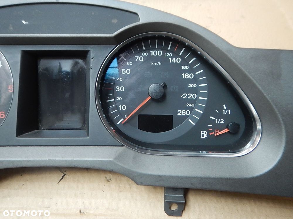 licznik zegary audi a6 c6 3.0 tdi 4f0920900l europa - 2