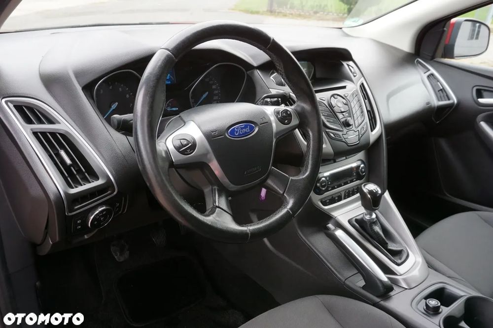 Ford Focus 1.6 EcoBoost S&S - 9