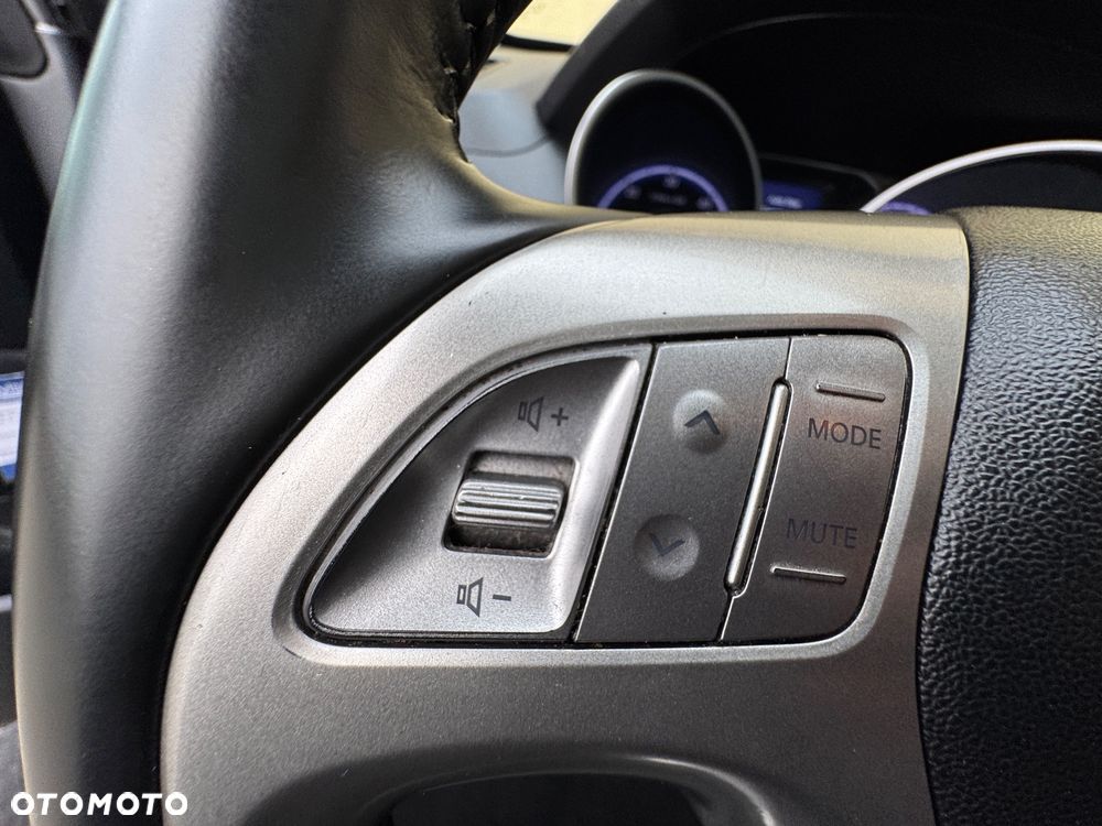 Hyundai ix35 1.7 CRDi 2WD blue Finale - 14