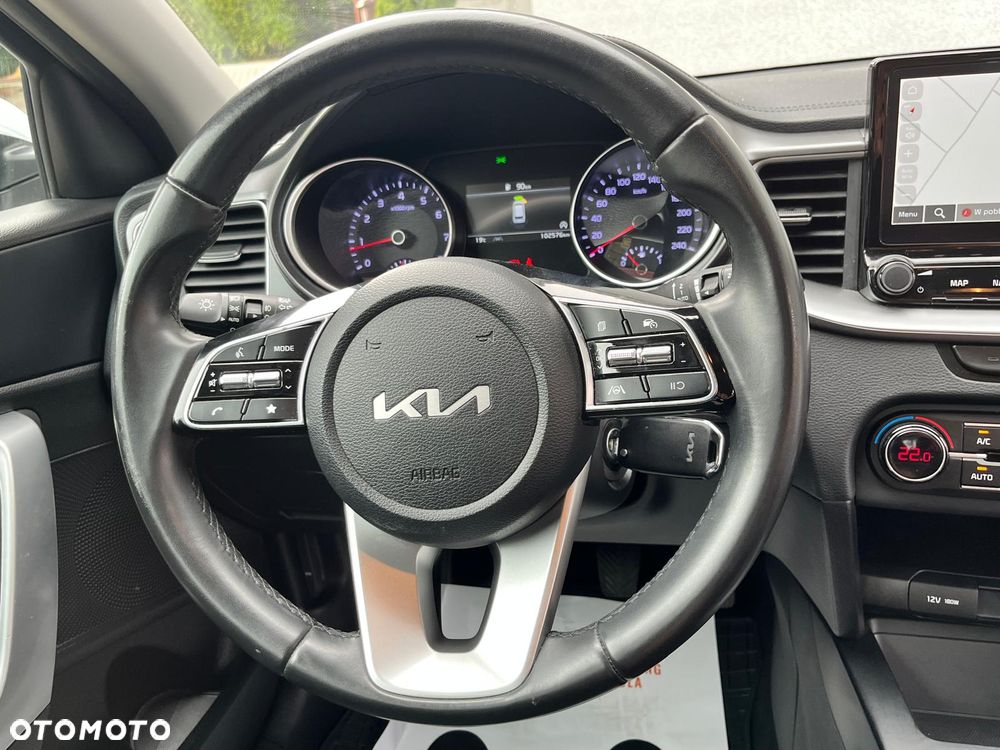 Kia Ceed 1.5 T-GDI M - 19