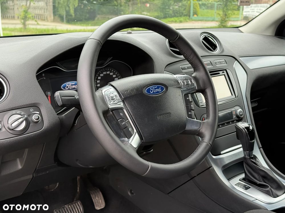Ford Mondeo - 26