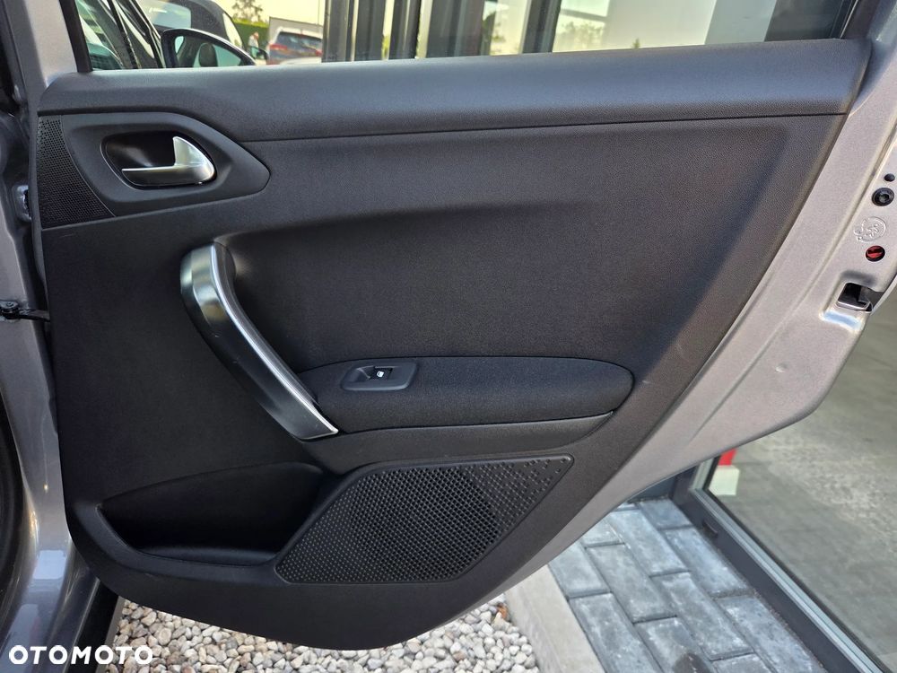 Peugeot 2008 PureTech 110 Stop&Start Style - 36