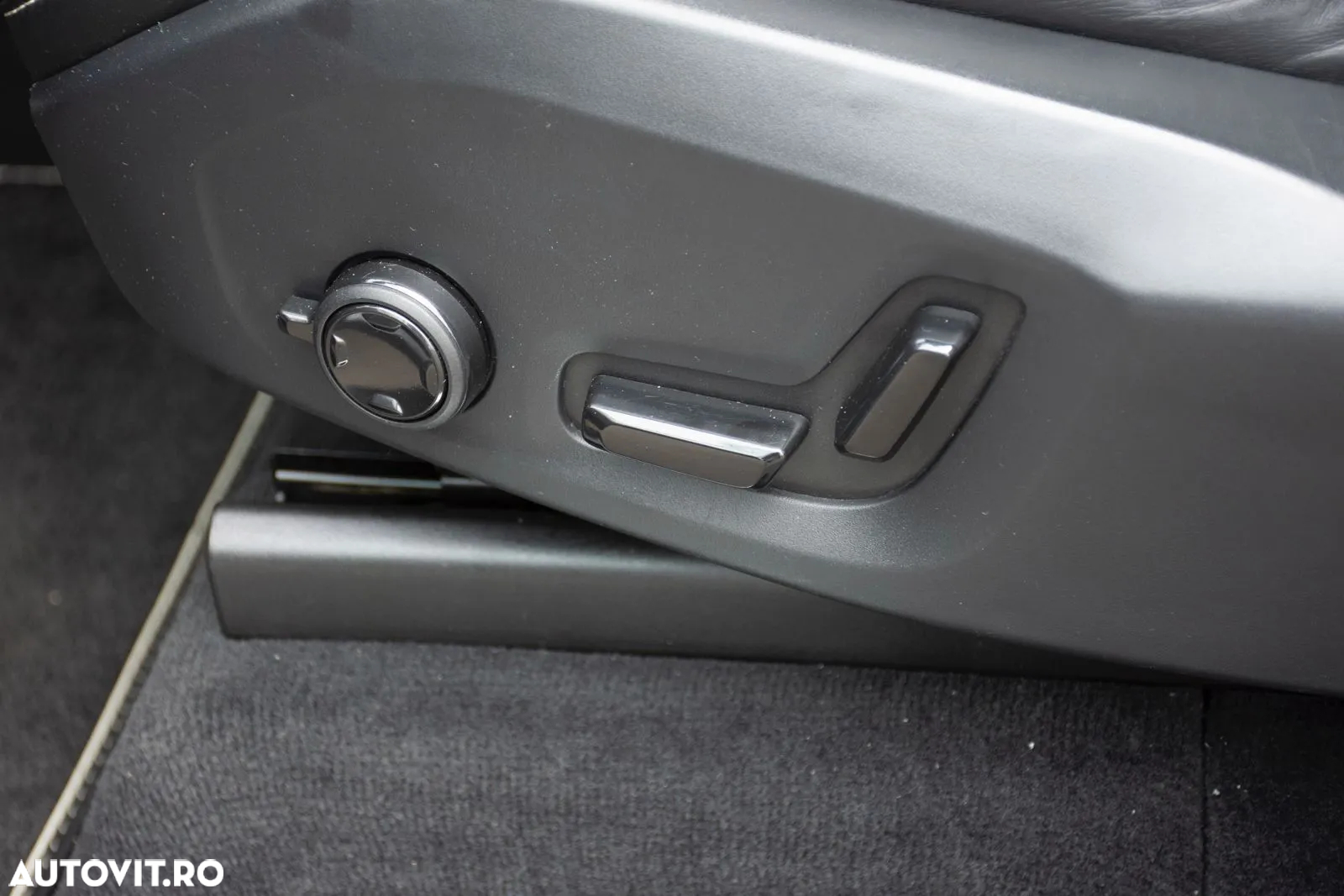 Volvo XC 90 D5 AWD Geartronic RDesign - 20