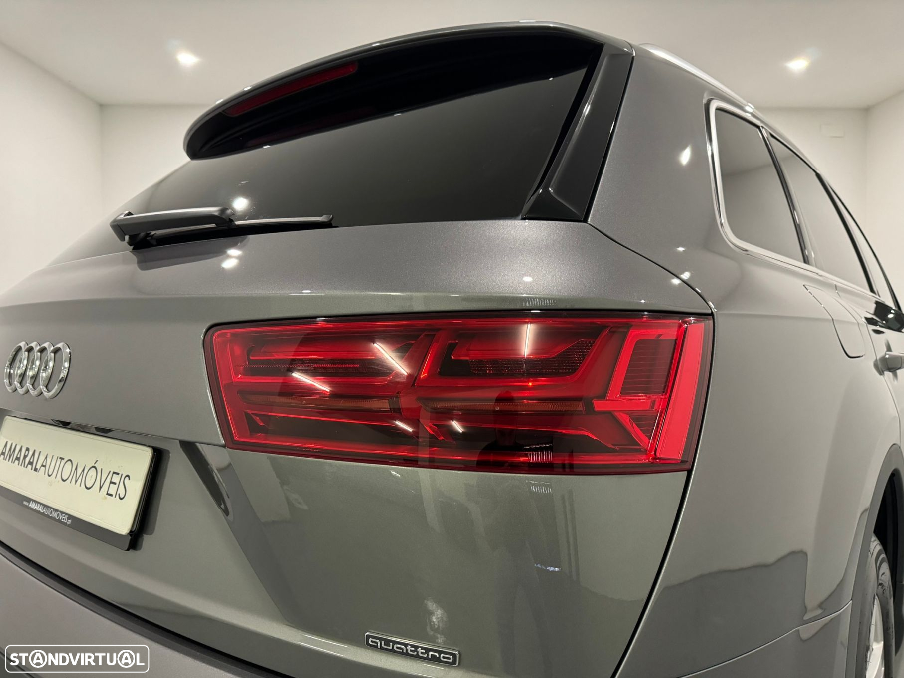 Audi Q7 3.0 TDI quattro tiptronic 7L - 26