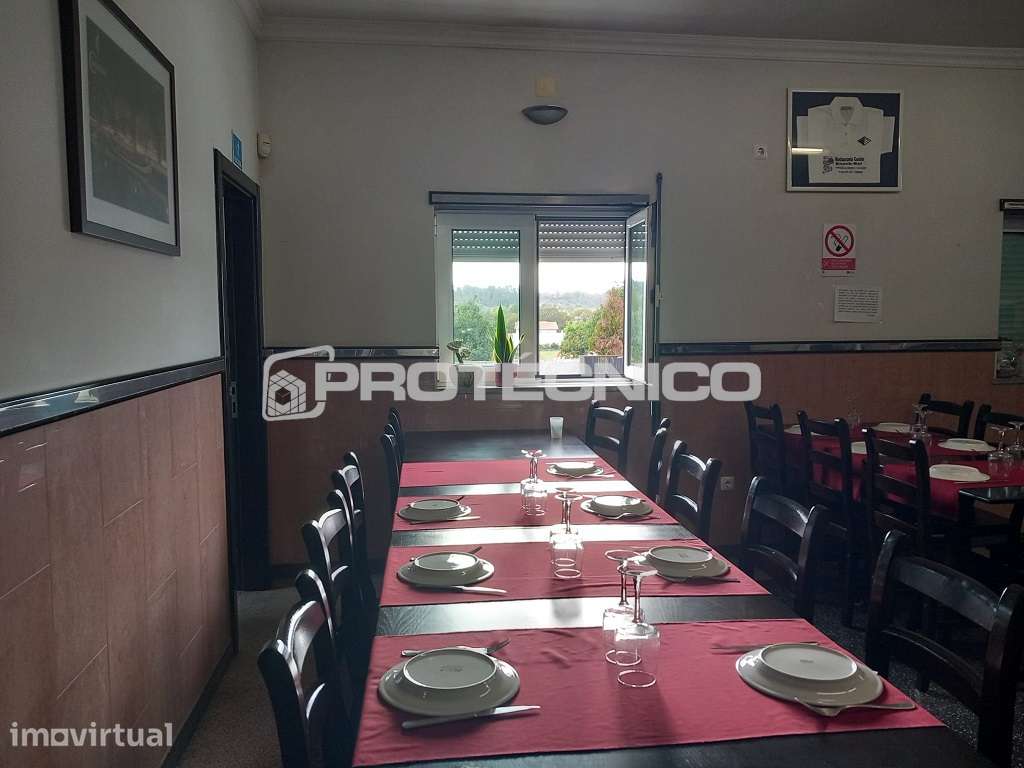 Restaurante Totalmente Equipado e Apartamento T3 para Reabilitar - Grande imagem: 4/23