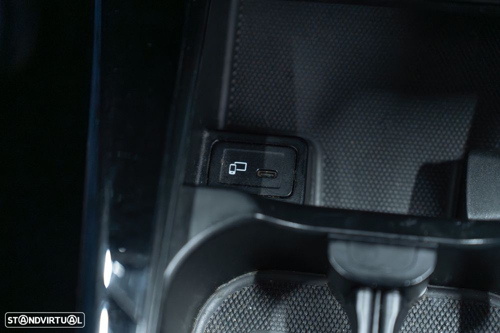 Mercedes-Benz CLA 180 d Shooting Brake AMG Line Aut. - 41